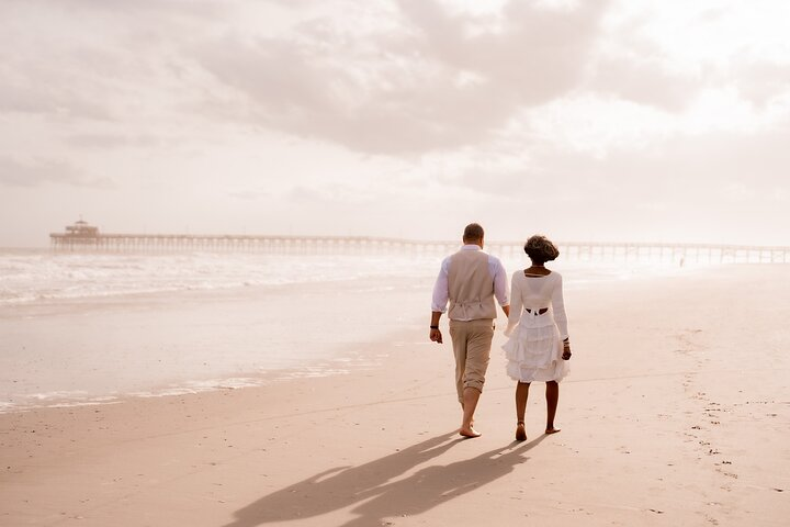 Private Professional Holiday Photoshoot in Biloxi - Photo 1 of 25